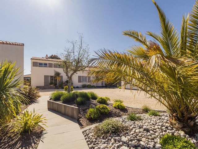 Chambres Dhotes Pornic Linstantpresent Facade Maison Dhotes